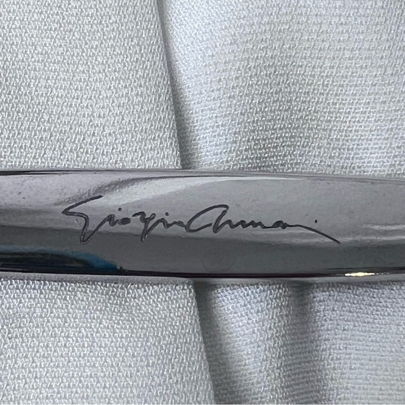 Giorgio Armani Pleated Snap-Closure Shorts Size Medium - Picture 14 of 16